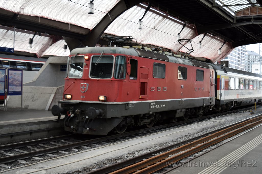 7165-0005-230920.jpg - SBB-CFF Re 4/4'' 11191 (Re 420.191-9)  (Re 91 85 4 420 191-9 CH-SBB) / Zürich HB 23.9.2020