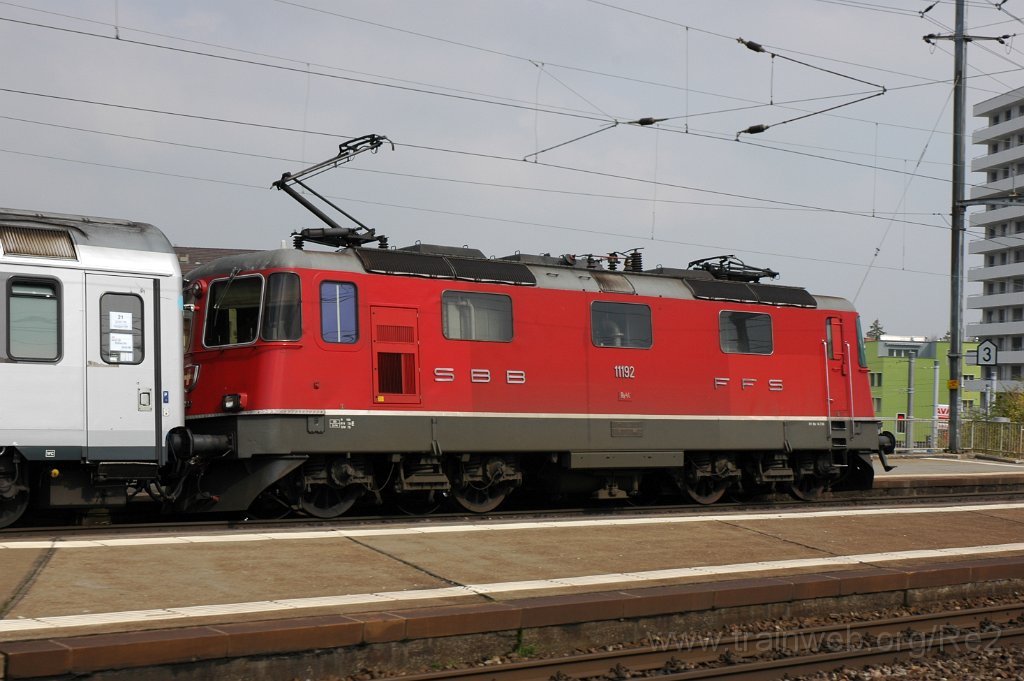 1856-0027-160410.jpg - Re 4/4" 11192 / Zürich-Oerlikon 16.4.2010