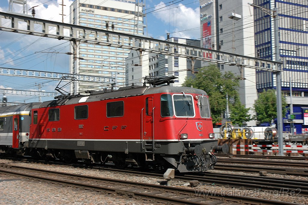 2115-0008-190511.jpg - SBB-CFF Re 4/4'' 11192 / Zürich-Oerlikon 19.5.2011