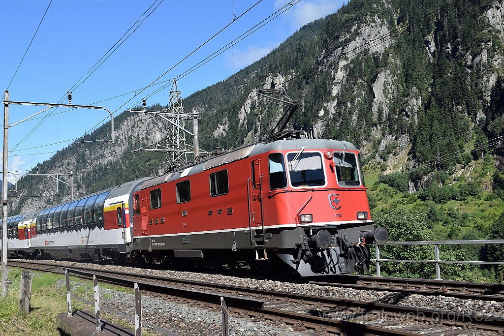 10018-0005-140925.jpg - SBB-CFF Re 4/4'' 11193 (Re 420.193-5)  (Re 91 85 4 420 193-5 CH-SBB) / Göschenen (Bahnweg) 14.9.2025