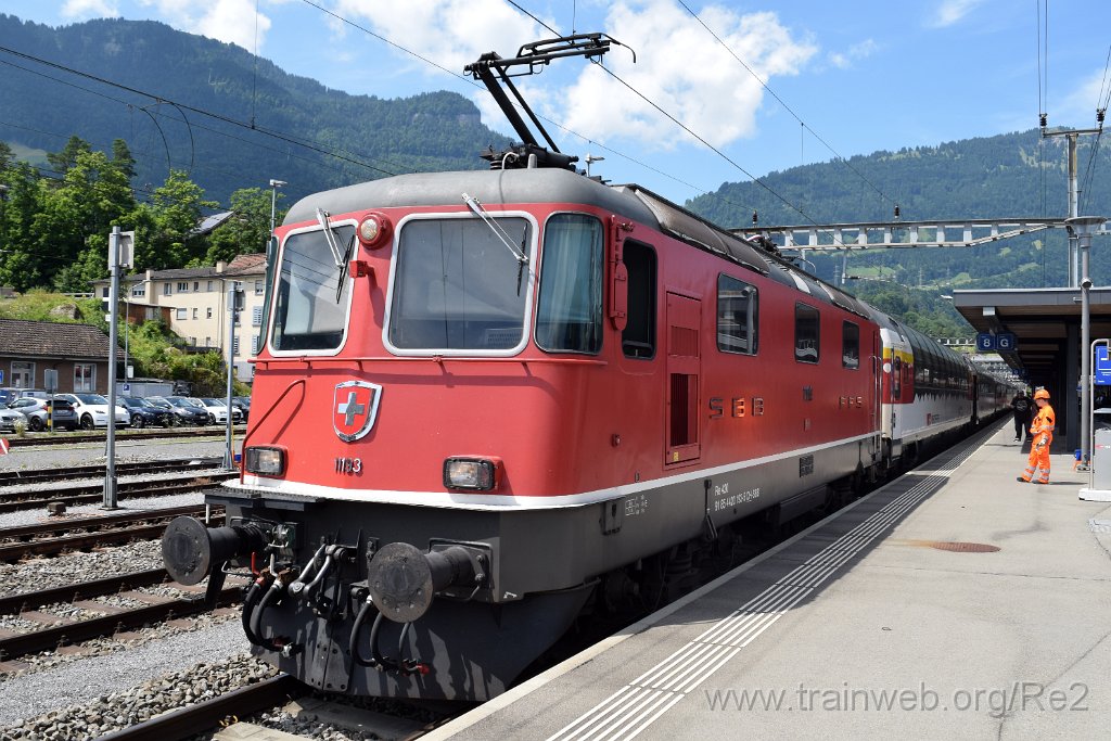 9882-0042-120725.jpg - SBB-CFF Re 4/4'' 11193 (Re 420.193-5)  (Re 91 85 4 420 193-5 CH-SBB) / Arth-Goldau 12.7.2025