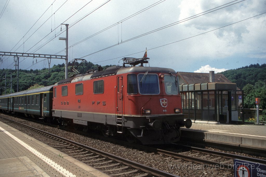 0824-0034.jpg - SBB-CFF Re 4/4'' 11194 / Wynigen 26.7.2000
