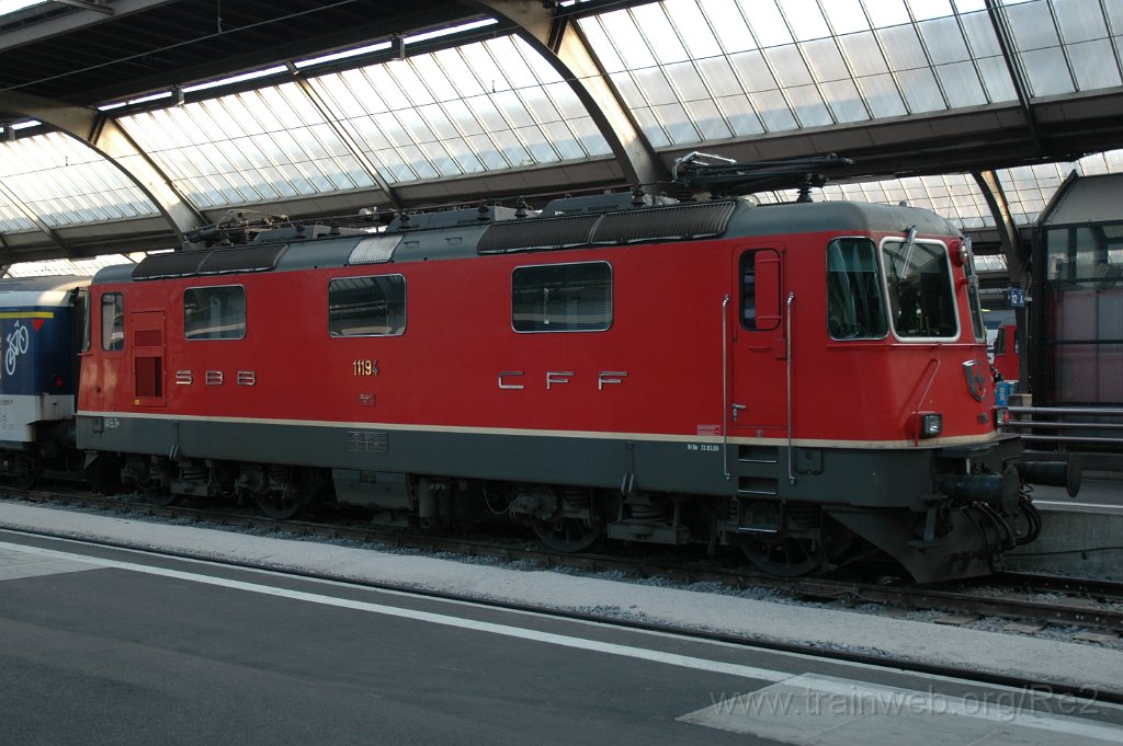 2107-0032-020511.jpg - Re 4/4" 11194 / Zürich HB 2.5.2011