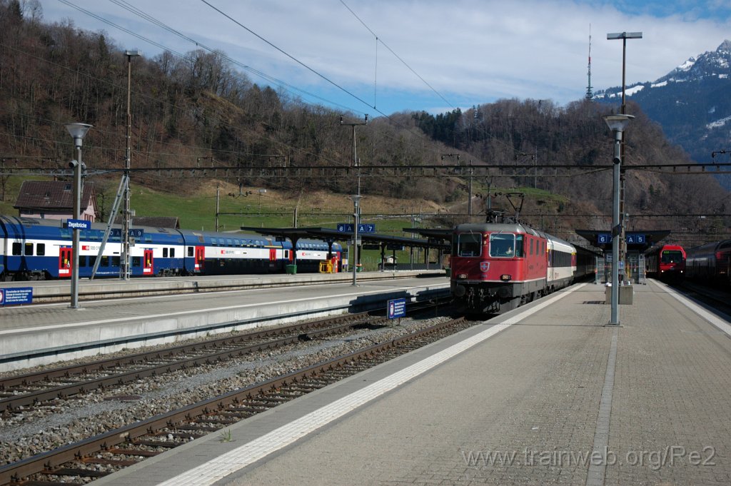 3525-0049-280315.jpg - SBB-CFF Re 4/4'' 11195 / Ziegelbrücke 28.3.2015