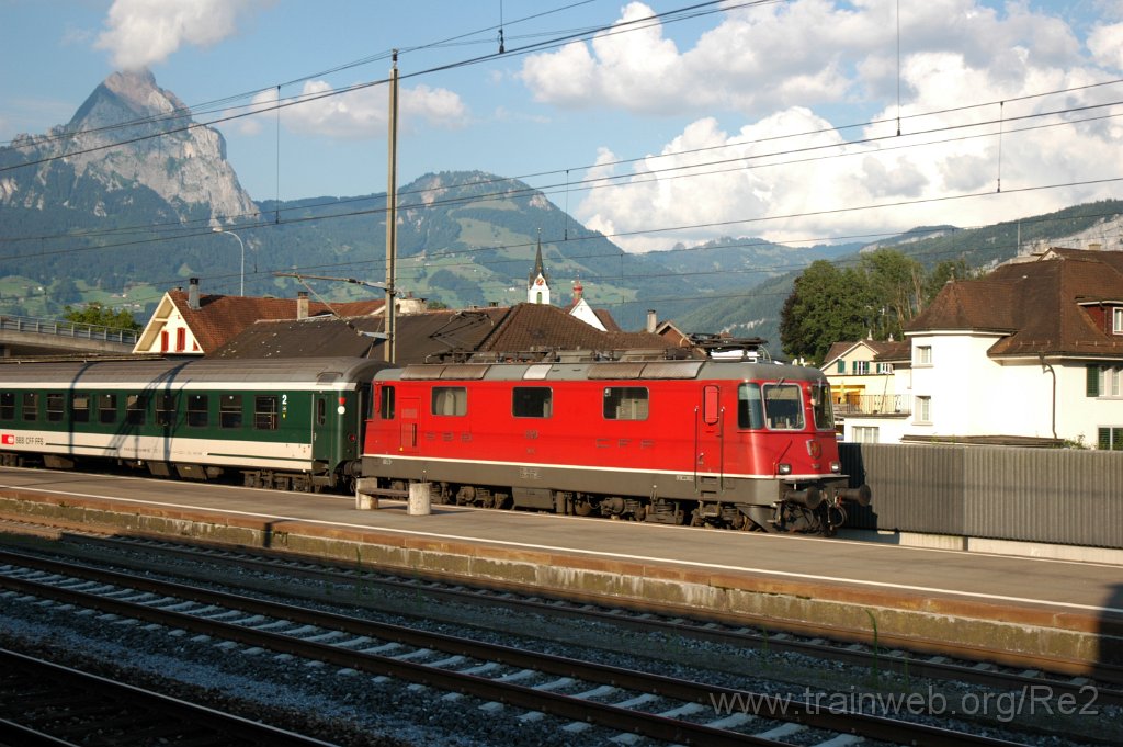 3213-0048-240714.jpg - SBB-CFF Re 4/4'' 11196 / Brunnen 24.7.2014