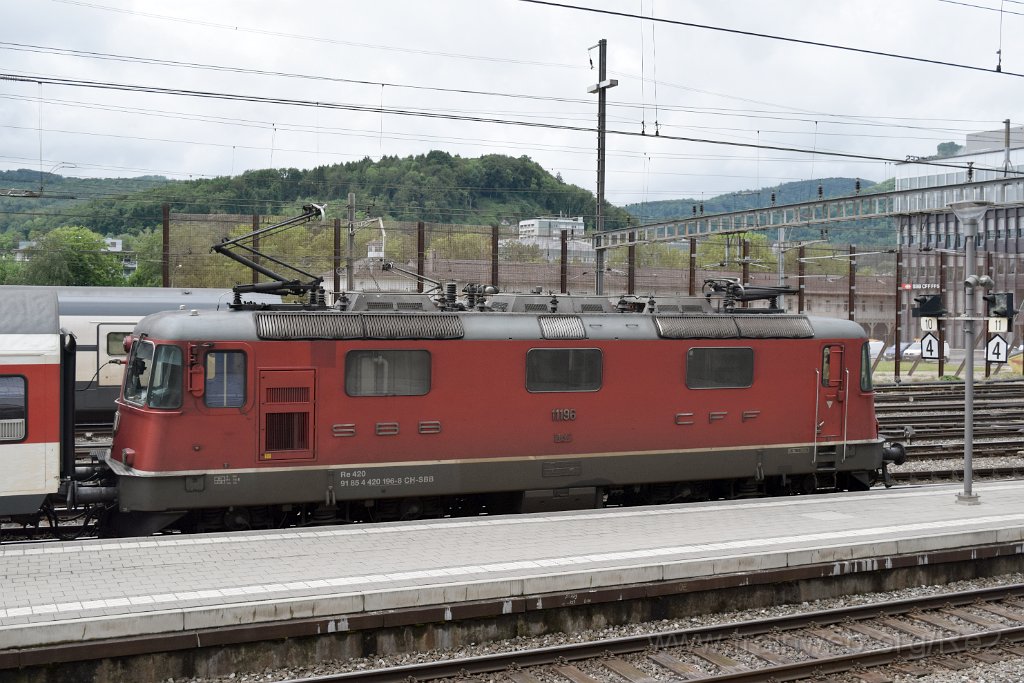 3928-0008-030616.jpg - Re 4/4" 11196 (Re 420.196-8) / Olten 3.6.2016