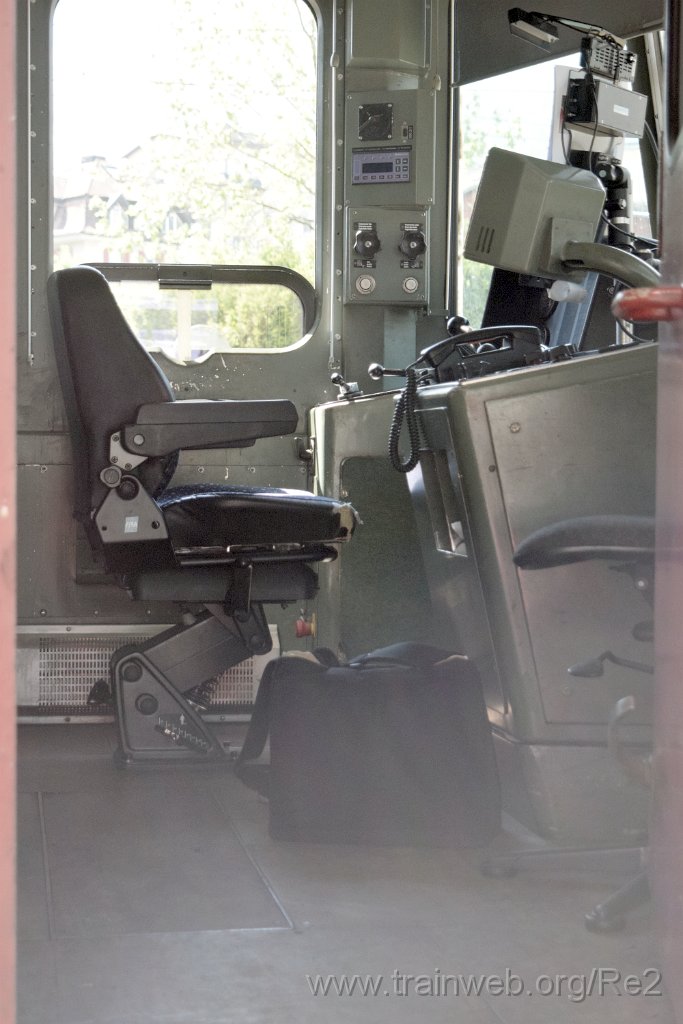 9718-0010-100525.jpg - SBB-CFF Re 4/4'' 11197 (Re 420.197-6)  (Re 91 85 4 420 197-6 CH-SBB) / Arth-Goldau 10.5.2025