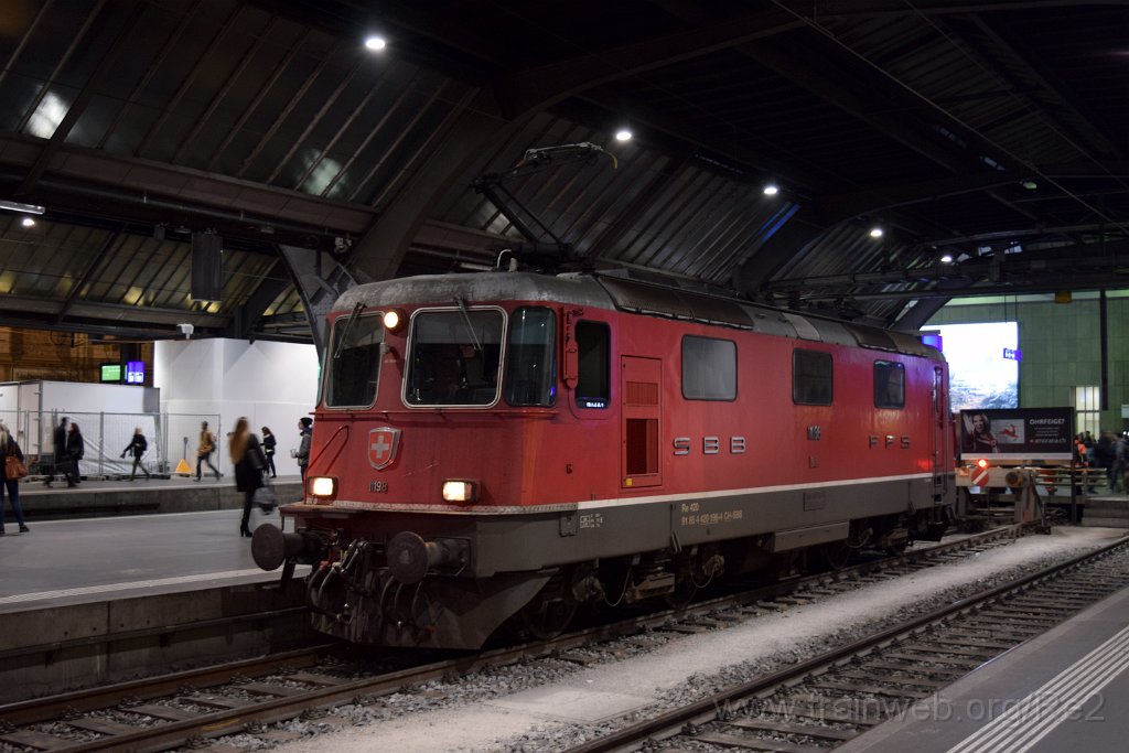 5202-0027-121118.jpg - Re 4/4" 11198 (Re 420.198-4) / Zürich HB 12.11.2018
