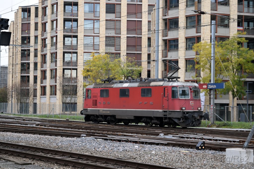 8283-0028-151122.jpg - SBB-CFF Re 4/4'' 11198 (Re 420.198-4)  (Re 91 85 4 420 198-4 CH-SBB) / Zürich HB 15.11.2022