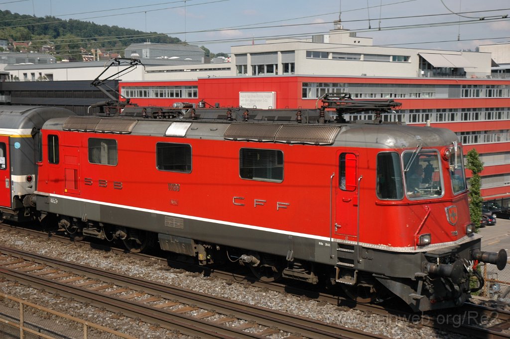 2122-0016-230511.jpg - Re 4/4" 11199 / Zürich (Käferbergbrücke) 23.5.2011