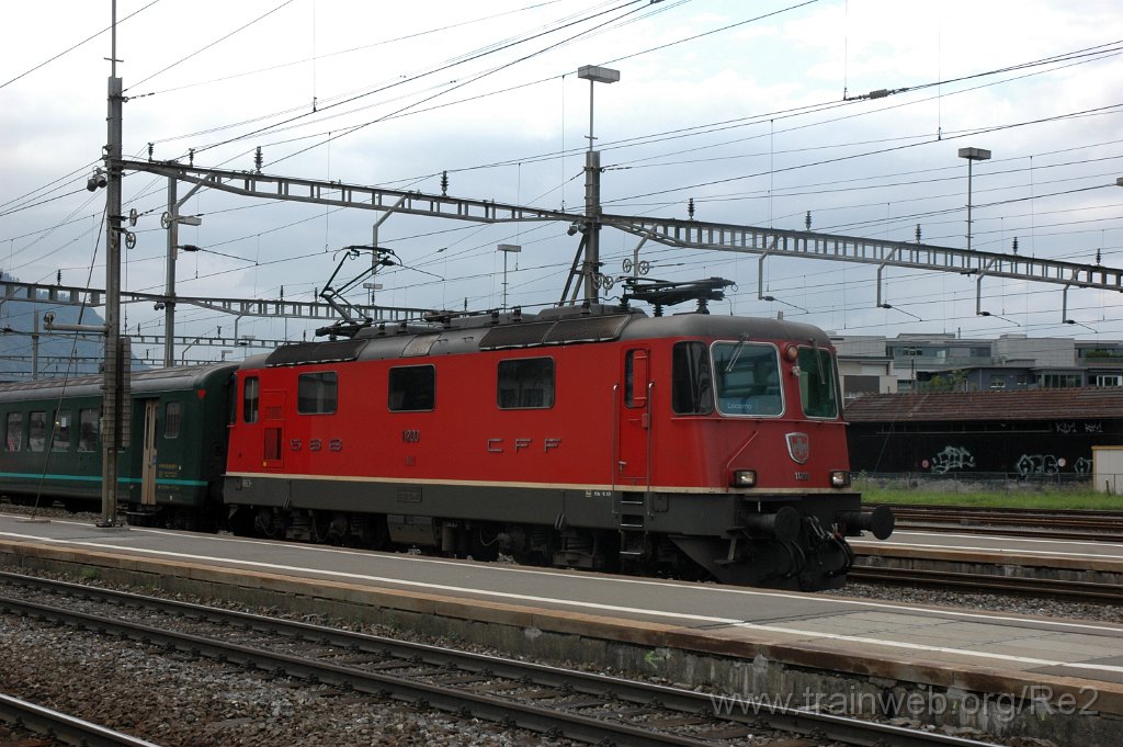 2479-0031-030712.jpg - SBB-CFF Re 4/4'' 11200 / Arth-Goldau 3.7.2012