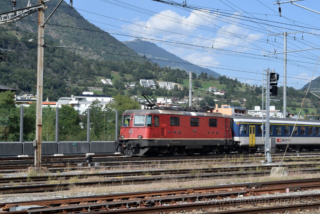 4614-0027-290817.jpg - SBB-CFF Re 4/4'' 11200 (Re 420.200-8)  (Re 91 85 4 420 200-8 CH-SBB) / Brig 29.8.2017