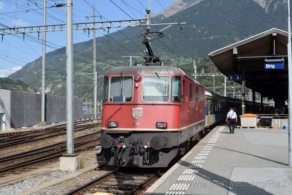4615-0010-290817.jpg - SBB-CFF Re 4/4'' 11200 (Re 420.200-8)  (Re 91 85 4 420 200-8 CH-SBB) / Brig 29.8.2017