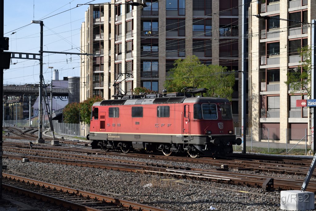 7786-0023-021021.jpg - SBB-CFF Re 4/4'' 11200 (Re 420.200-8)  (Re 91 85 4 420 200-8 CH-SBB) / Zürich HB 2.10.2021