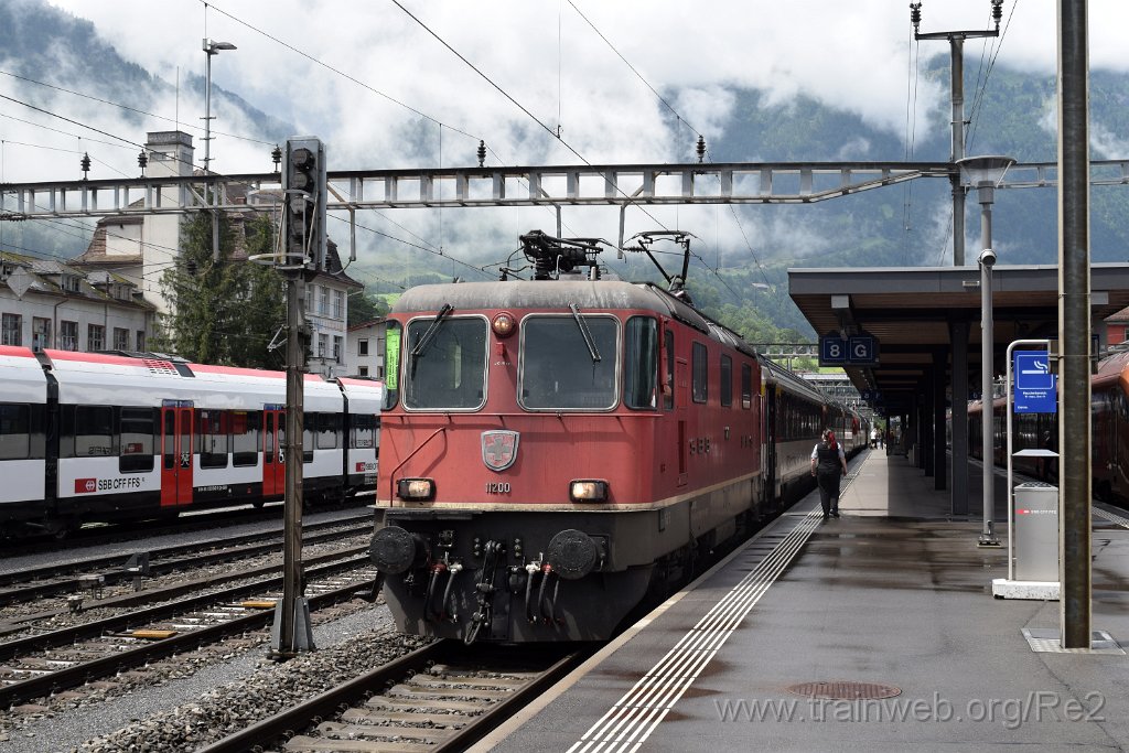 9192-0003-300624.jpg - SBB-CFF Re 4/4'' 11200 (Re 420.200-8)  (Re 91 85 4 420 200-8 CH-SBB) / Arth-Goldau 30.6.2024