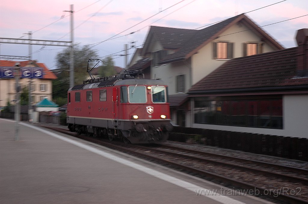 1564-0048-200908.jpg - SBB-CFF Re 4/4'' 11201 / Hinwil 20.9.2008