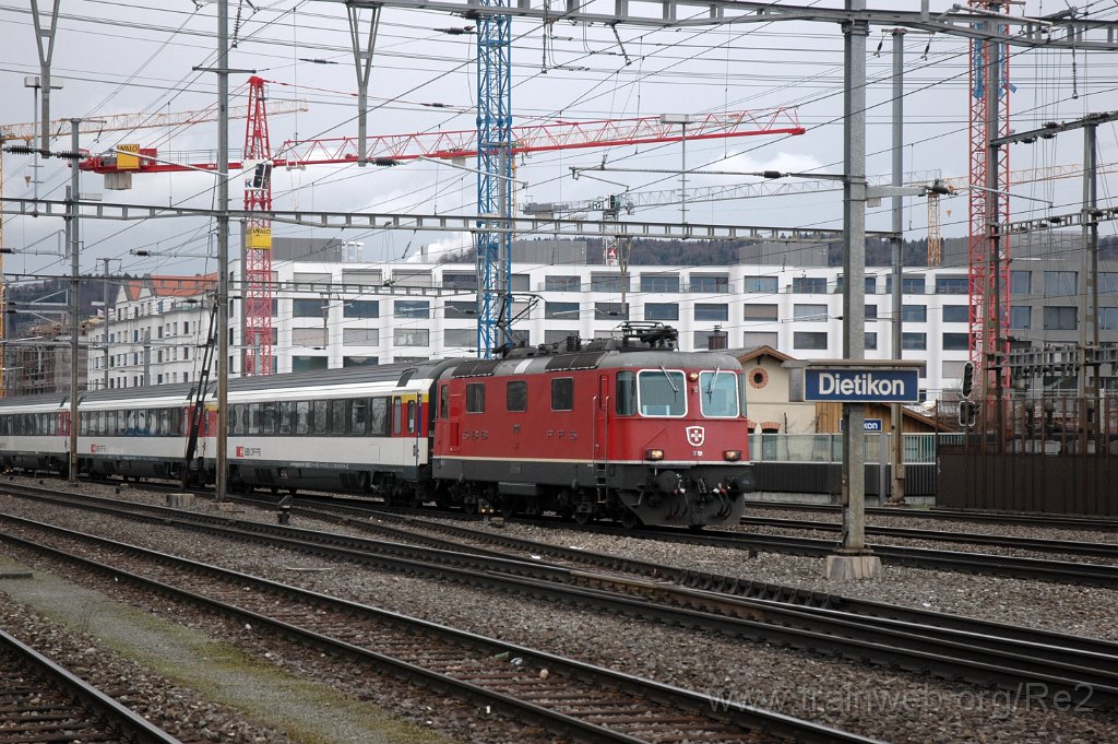 2744-0044-120413.jpg - SBB-CFF Re 4/4'' 11201 / Dietikon 12.4.2013