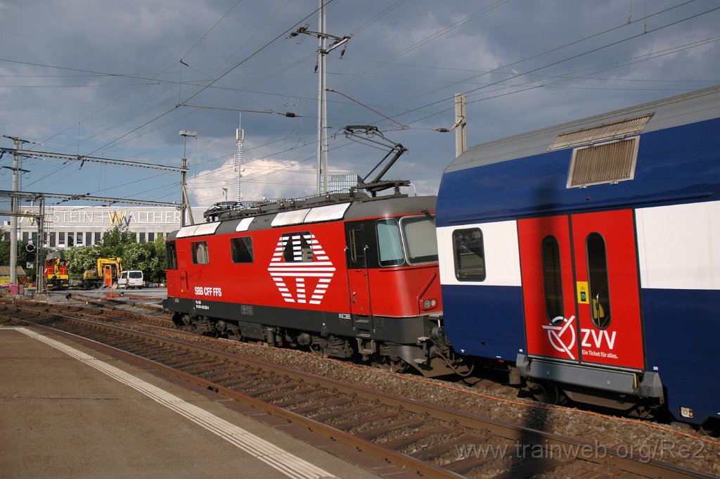 2421-0034-290512.jpg - SBB-CFF Re 420.202-4 (Re 91 85 4 420 202-4 CH-SBB) / Zürich-Oerlikon 29.5.2012
