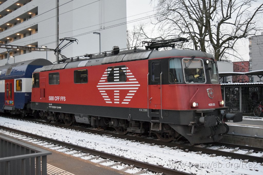 8933-0035-220124.jpg - SBB-CFF Re 420.203-2 (Re 91 85 4 420 203-2 CH-SBB) / Zürich-Altstetten 22.1.2024
