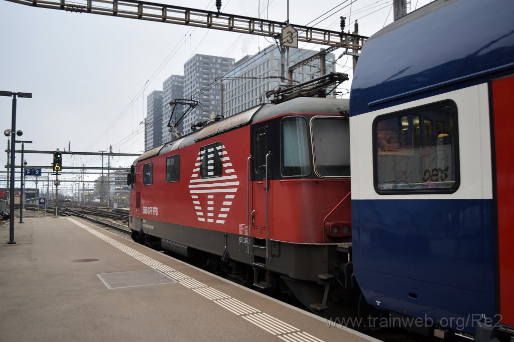 8903-0014-191223.jpg - SBB-CFF Re 420.204-0 (Re 91 85 4 420 204-0 CH-SBB) / Zürich-Altstetten 19.12.2023