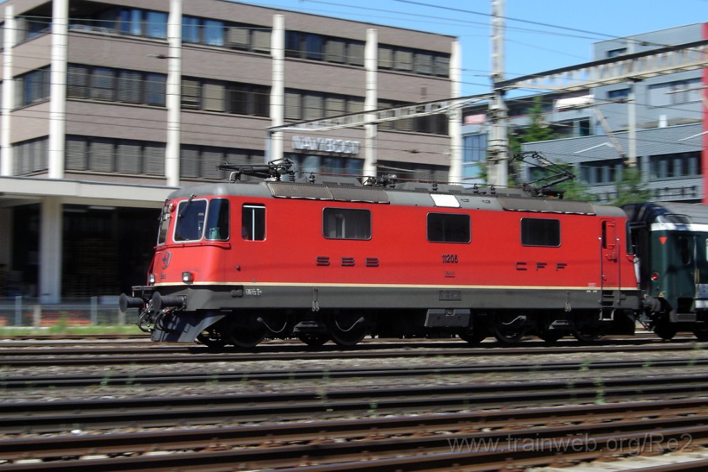 1337-0042-190507.jpg - SBB-CFF Re 4/4'' 11205 / Schlieren 19.5.2007