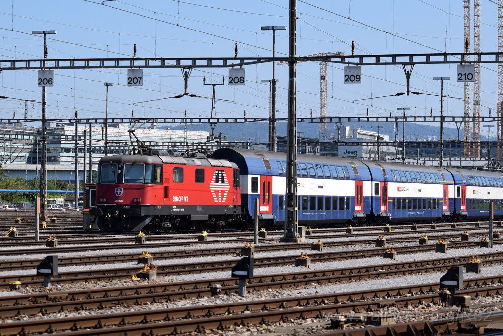 4118-0037-310816.jpg - SBB-CFF Re 420.206-5 (Re 91 85 4 420 206-5 CH-SBB) / Zürich-Mülligen 31.8.2016