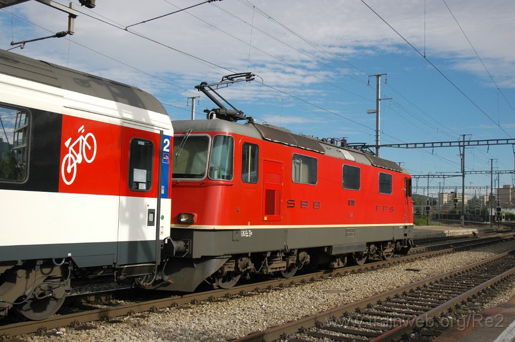 1974-0044-250810.jpg - SBB-CFF Re 4/4'' 11208 / Dietikon 25.8.2010