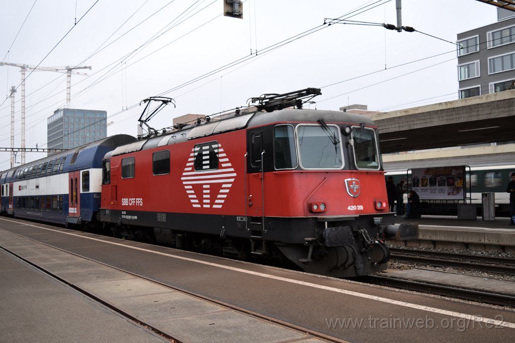 4294-0012-221216.jpg - SBB-CFF Re 420.209-9 (Re 91 85 4 420 209-9 CH-SBB) / Zürich-Altstetten 22.12.2016