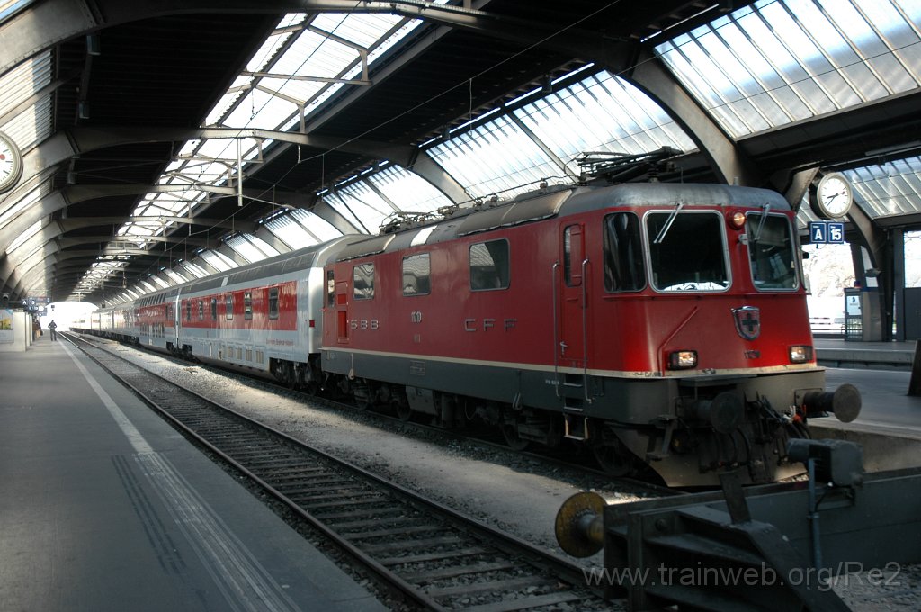 2342-0027-210312.jpg - SBB-CFF Re 4/4'' 11210 / Zürich HB 21.3.2012