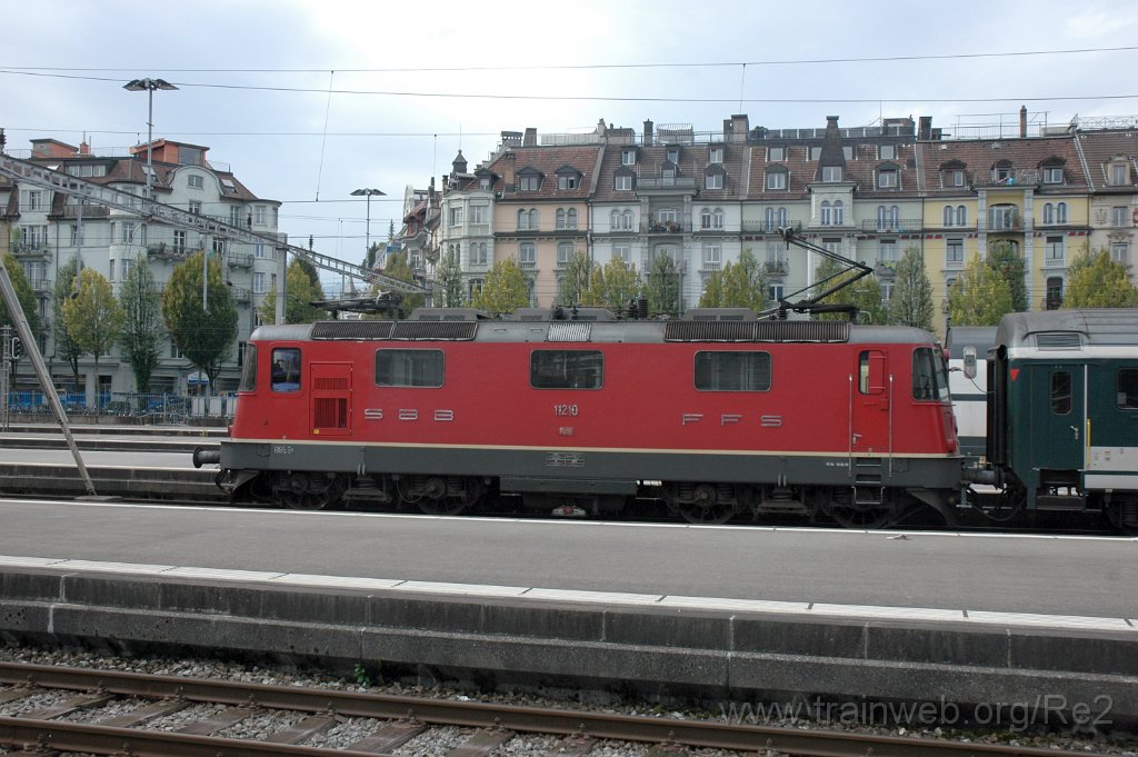 2636-0044-260912.jpg - SBB-CFF Re 4/4'' 11210 / Luzern 26.9.2012