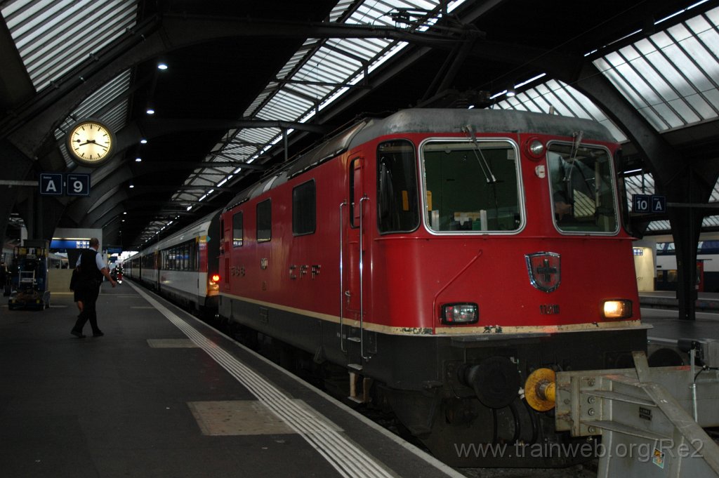 3204-0046-220714.jpg - SBB-CFF Re 4/4'' 11210 / Zürich HB 22.7.2014