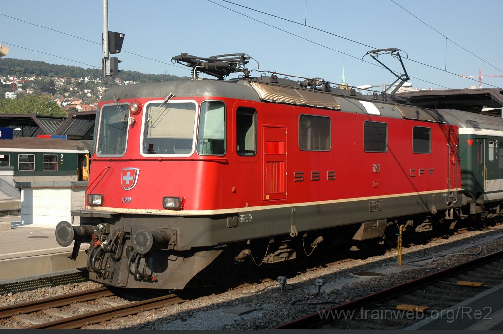 2509-0021-240712.jpg - SBB-CFF Re 4/4'' 11211 / Zürich HB 24.7.2012
