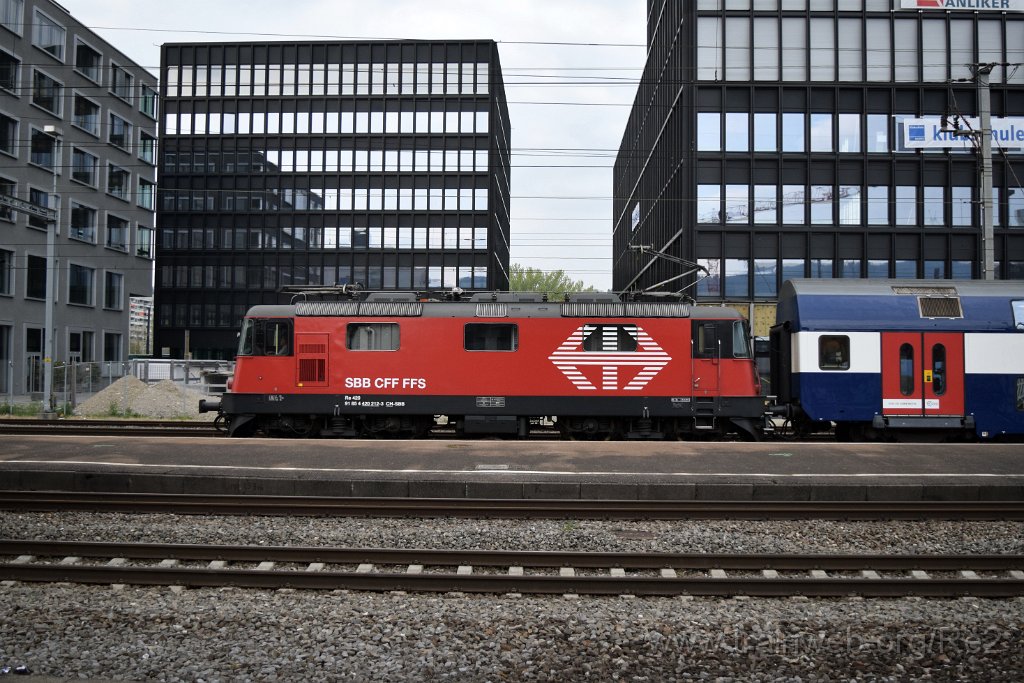 4412-0005-050417.jpg - SBB-CFF Re 420.212-3 (Re 91 85 4 420 212-3 CH-SBB) / Zürich-Altstetten 5.4.2017