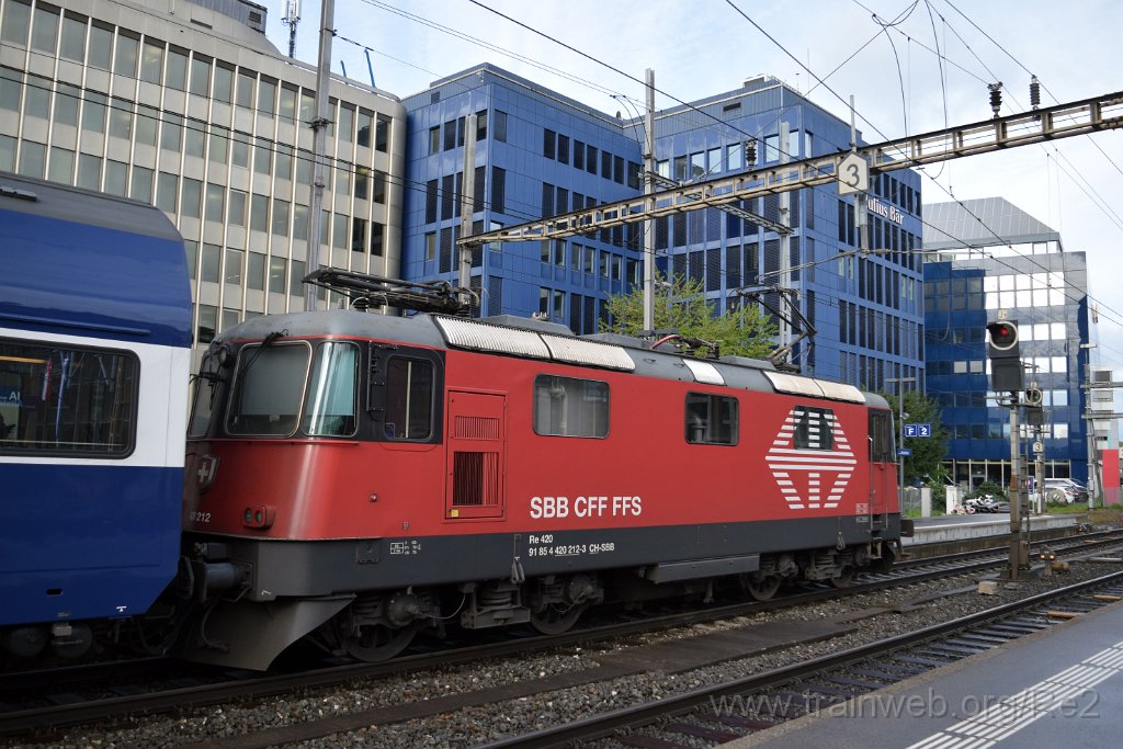 9051-0013-160424.jpg - SBB-CFF Re 420.212-3 (Re 91 85 4 420 212-3 CH-SBB) / Zürich-Altstetten 16.4.2024