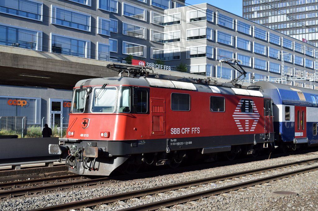 4502-0026-060617.jpg - SBB-CFF Re 420.213-1 (Re 91 85 4 420 213-1 CH-SBB) / Zürich-Altstetten 6.6.2017