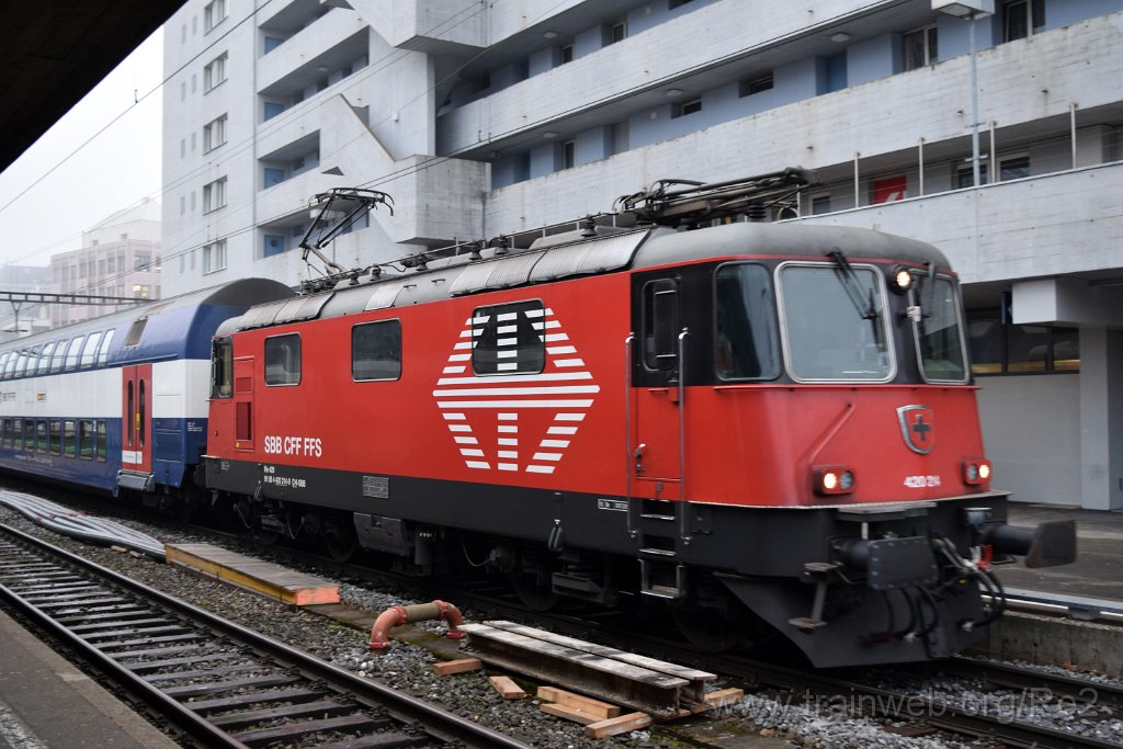 5237-0038-181218.jpg - SBB-CFF Re 420.214-9 (Re 91 85 4 420 214-9 CH-SBB) / Zürich-Altstetten 18.12.2018