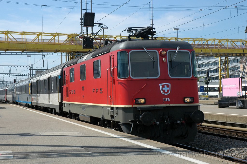1707-0050-050809.jpg - SBB-CFF Re 4/4'' 11215 / Zürich HB 5.8.2009