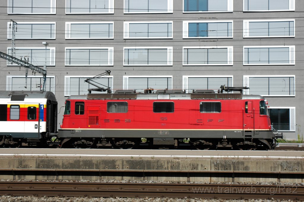 3273-0005-230914.jpg - SBB-CFF Re 4/4'' 11215 / Zürich-Altstetten 23.9.2014