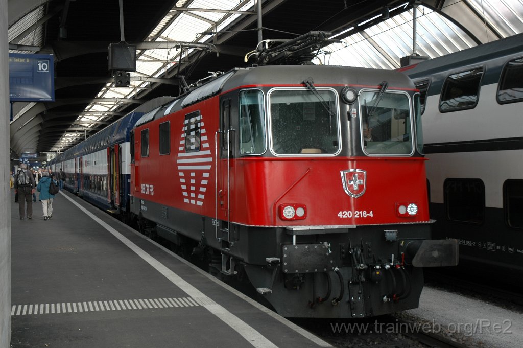 2389-0001-090512.jpg - SBB-CFF Re 420.216-4 (Re 91 85 4 420 216-4 CH-SBB) / Zürich HB 9.5.2012