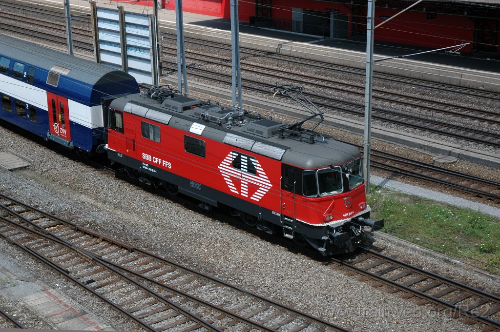 2495-0005-100712.jpg - SBB-CFF Re 420.216-4 (Re 91 85 4 420 216-4 CH-SBB) / Zürich-Hardbrücke 10.7.2012