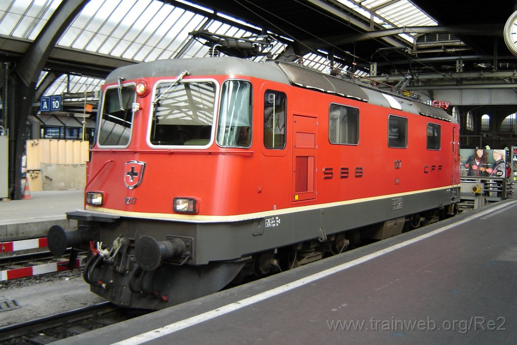 1534-0026-140808.jpg - SBB-CFF Re 4/4'' 11217 / Zürich HB 14.8.2008