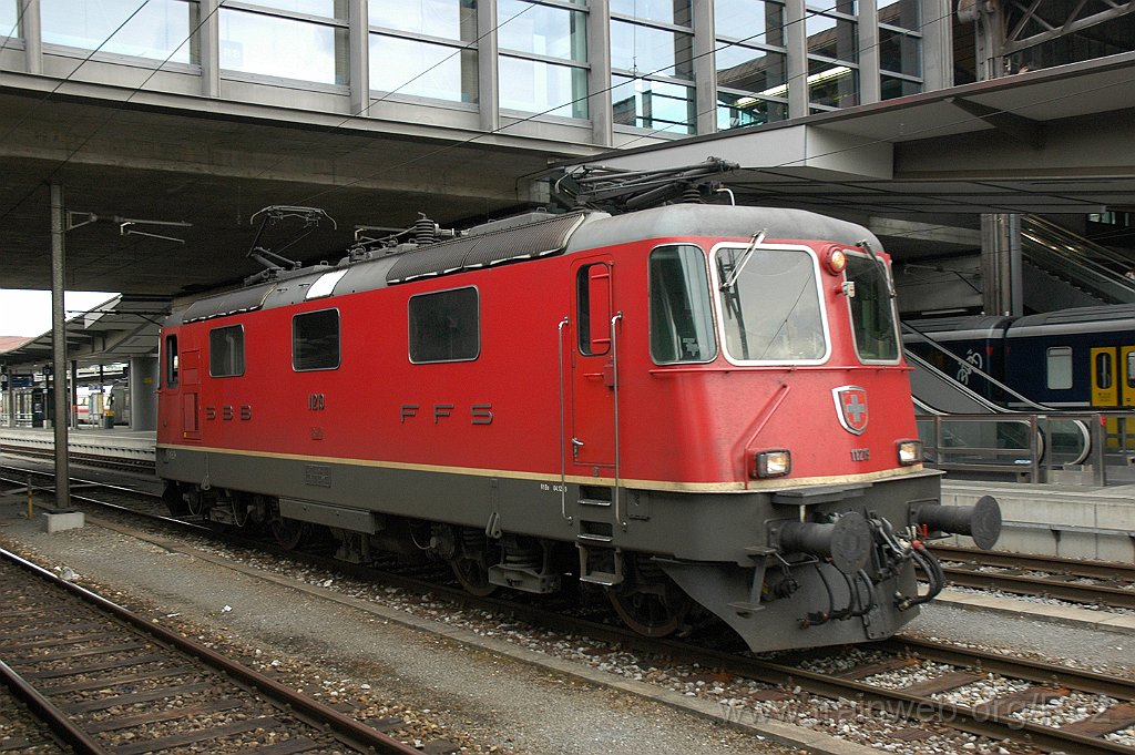1888-0041-080610.jpg - SBB-CFF Re 4/4'' 11219 / Basel 8.6.2010
