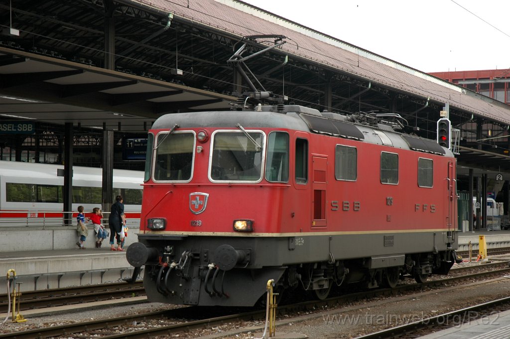 1888-0047-080610.jpg - SBB-CFF Re 4/4'' 11219 / Basel 8.6.2010