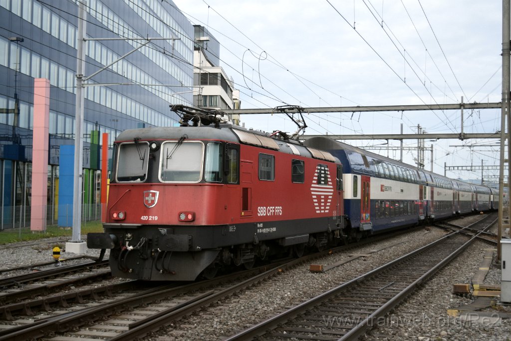 9076-0018-290424.jpg - SBB-CFF Re 420.219-8 (Re 91 85 4 420 219-8 CH-SBB) / Zürich-Altstetten 29.4.2024