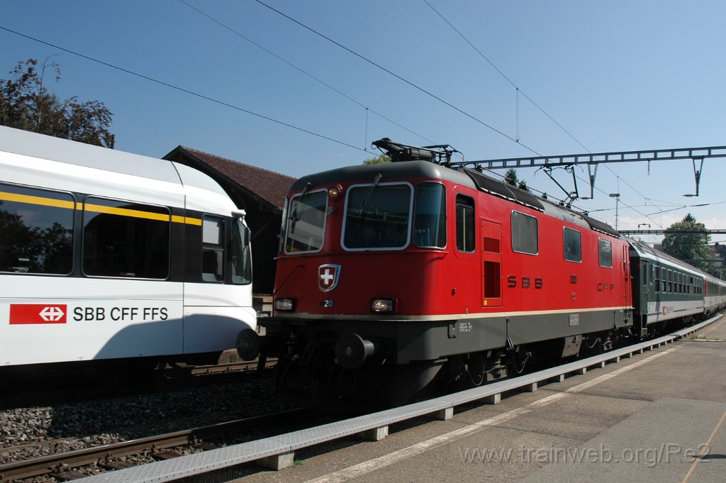 2607-0015-140912.jpg - SBB-CFF Re 4/4'' 11220 / Mörschwil 14.9.2012