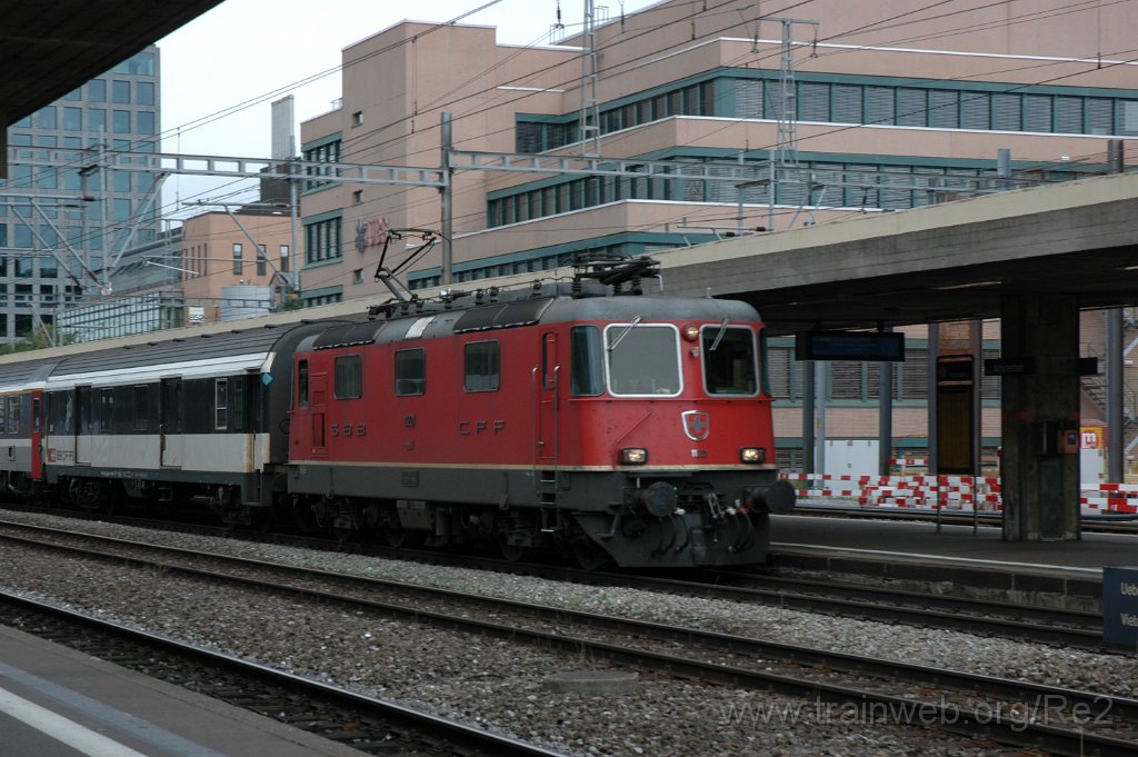 2182-0016-040911.jpg - SBB-CFF Re 4/4'' 11221 / Zürich-Altstetten 4.9.2011