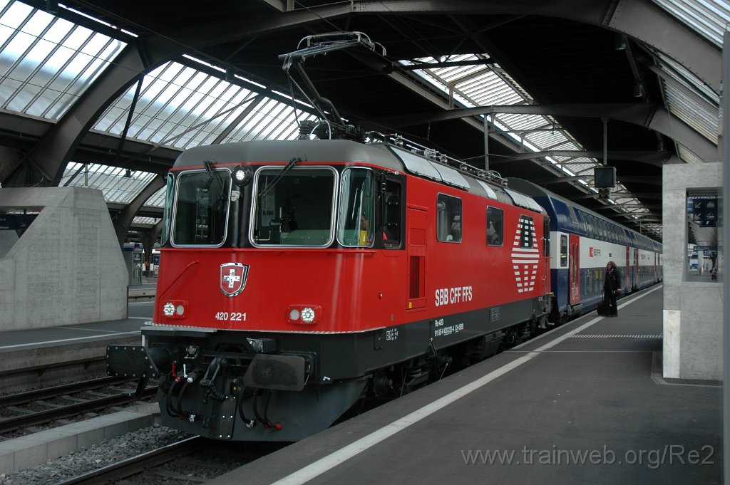 2500-0008-160712.jpg - SBB-CFF Re 420.221-4 (Re 91 85 4 420 221-4 CH-SBB) / Zürich HB 16.7.2012