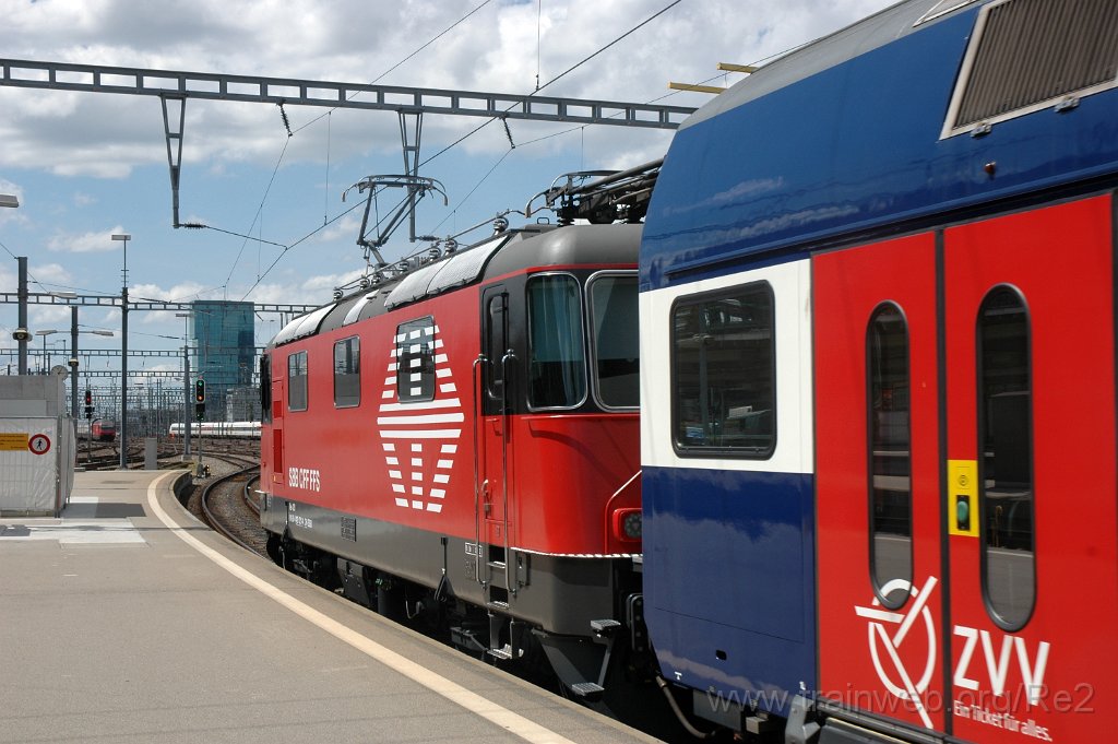 2500-0025-160712.jpg - SBB-CFF Re 420.221-4 (Re 91 85 4 420 221-4 CH-SBB) / Zürich HB 16.7.2012