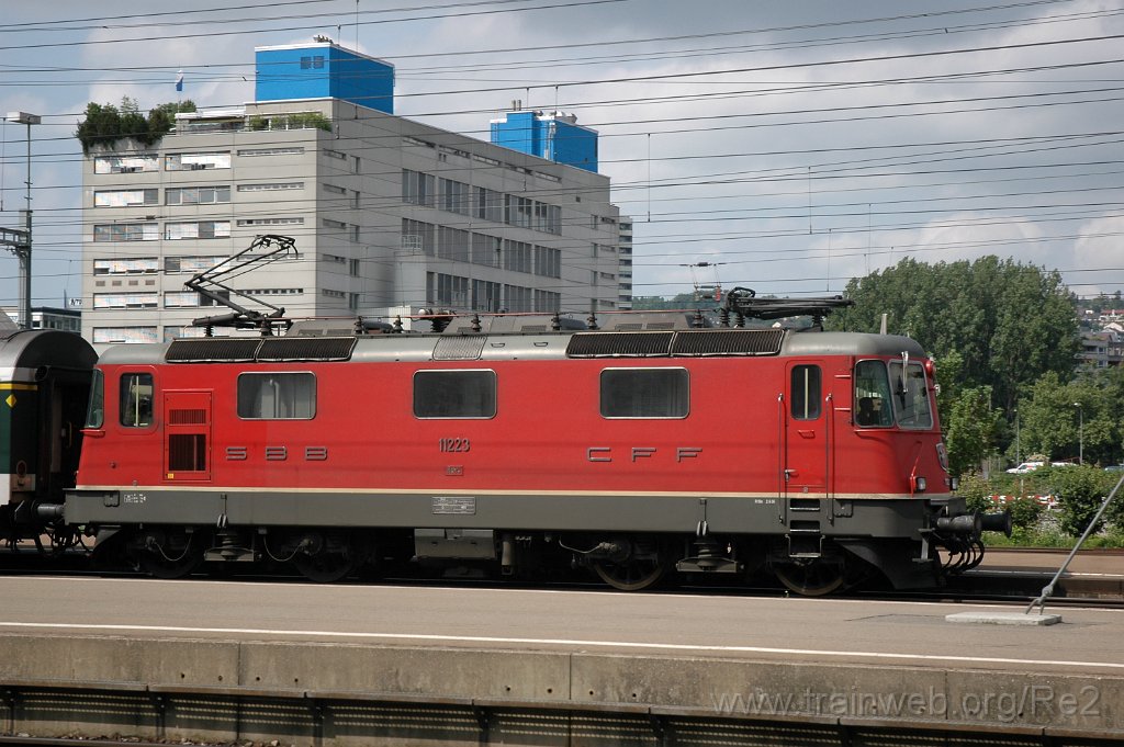 1668-0022-220509.jpg - SBB-CFF Re 4/4'' 11223 / Zürich-Altstetten 22.5.2009