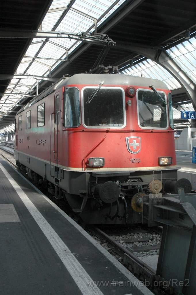 2465-0045-290612.jpg - SBB-CFF Re 4/4'' 11223 / Zürich HB 29.6.2012
